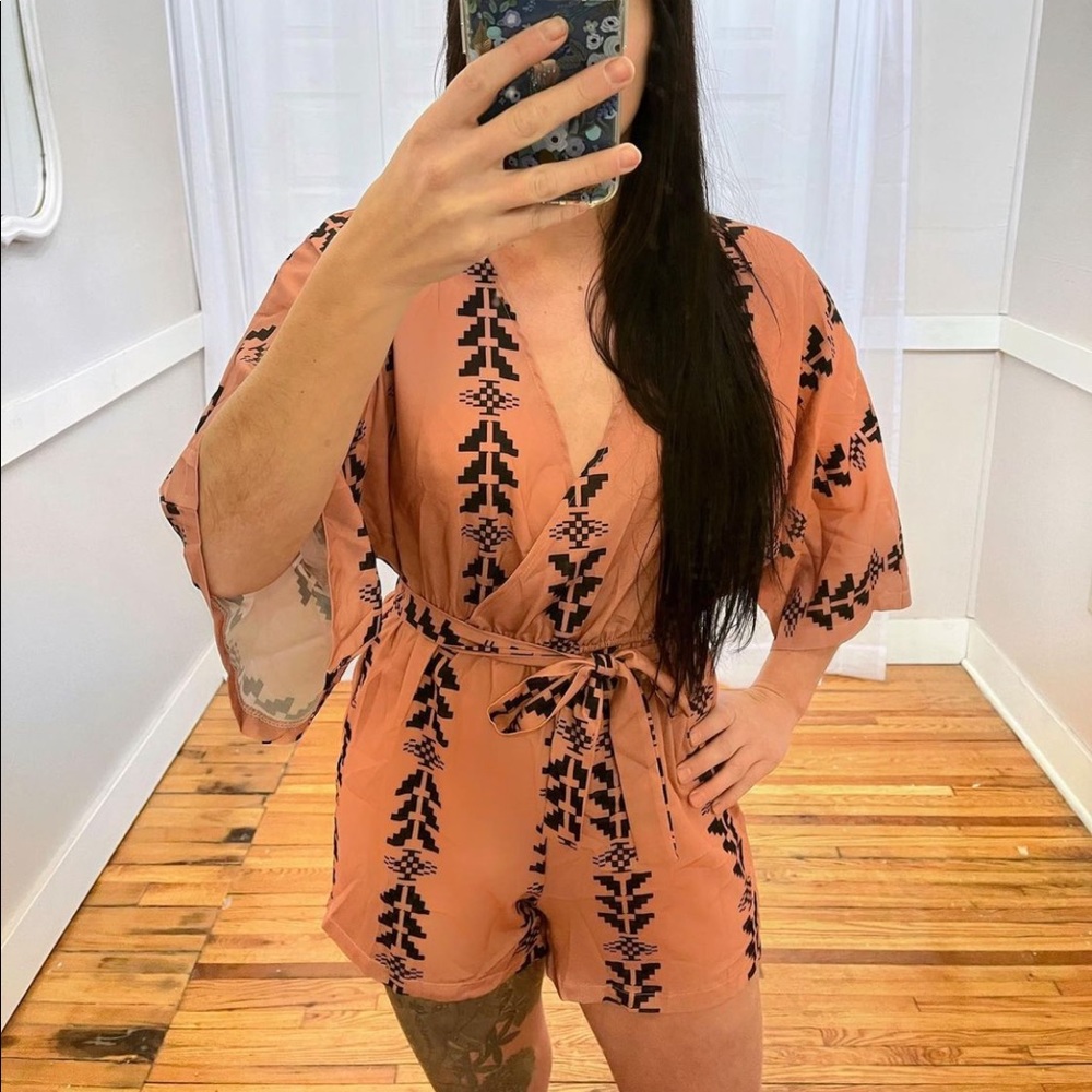 Aztec Print Romper - Picture 3 of 3